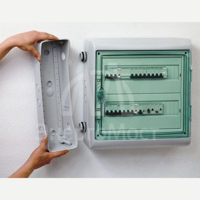 Бокс ОП Kaedra 36мод. (2 ряда по 18мод.) сер. с прозр. дверью IP65 SchE 13984