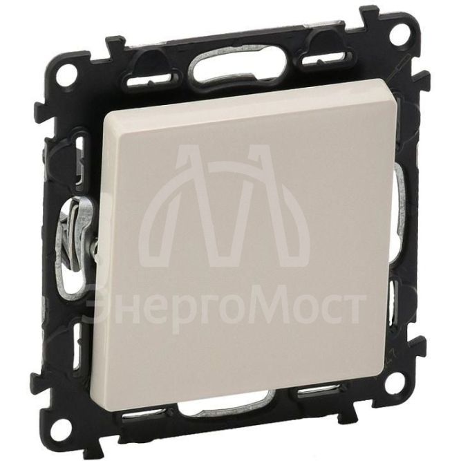 Механизм переключателя 1-кл. СП Valena Life 10А IP20 250В 10AX с лиц. панелью безвинт. зажимы сл. кость Leg 752506