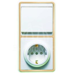 Блок БКВР-034 Бэлла (1-кл. выкл. + евророзетка с защ. шторками) зол. Кунцево 5824