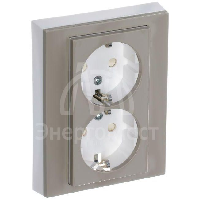 Розетка двойная Levit с заземл. с защ. шторками 16А кофе макиато/бел. ABB 2CHH223457C6018