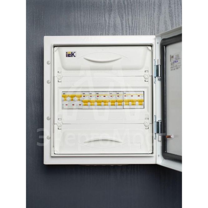 Выключатель автоматический модульный 1п B 6А 4.5кА ВА47-29 IEK MVA20-1-006-B