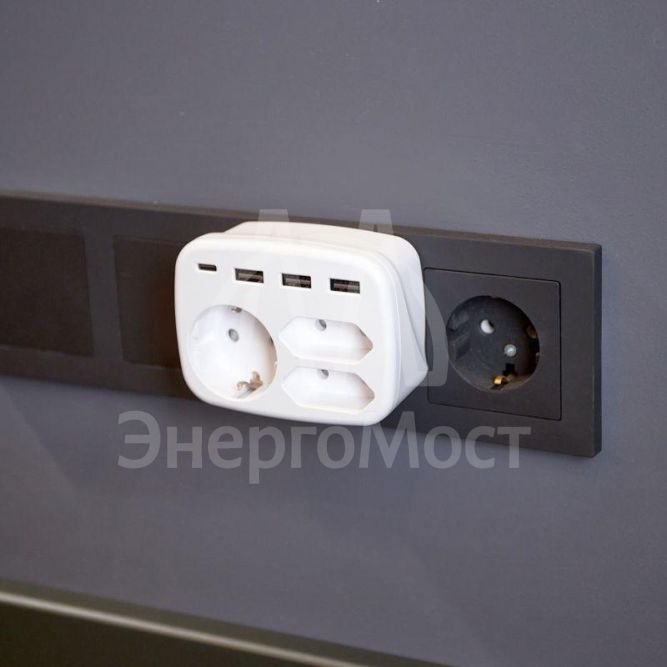 Тройник электрический 16А с/з+2х2.5А+3хUSB-A 2.4А+USB Type-C 3А бел. Rexant 11-1250