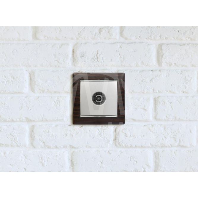 Розетка телевизионная TV СП Valena 1.5дБ 2400МГц с топологией &amp;quot;звезда&amp;quot; механизм алюм. Leg 770129