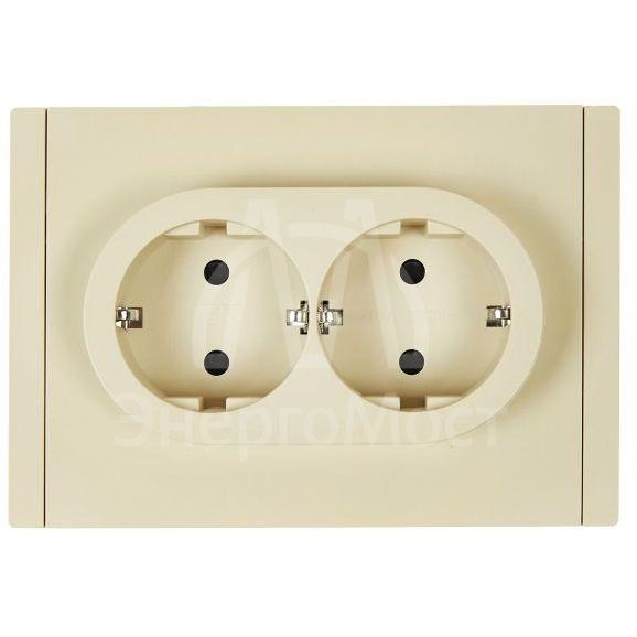 Розетка 2-м СП FORTE&amp;amp;PIANO FP423 16А с заземл. защ. шторки безвинт. крепл. ваниль IEK FP-R24-16-1-K10