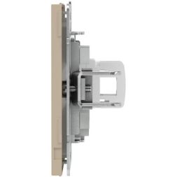 Розетка компьютерная 1-м KANT RJ45 кат.6A без шторки ванильн. марципан DKC 7015673