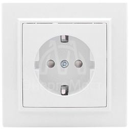Розетка 1-м СП Минск 16А защ. шторки с заземл. бел. Basic EKF ERR16-028-100