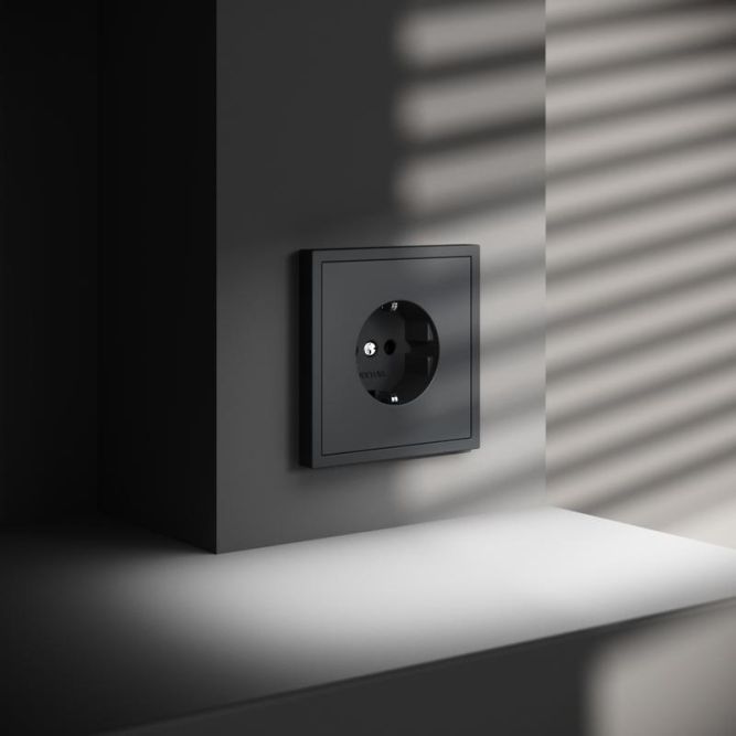 Розетка 1-м СП S70 16А с заземл. механизм графит Voltum VLS040107
