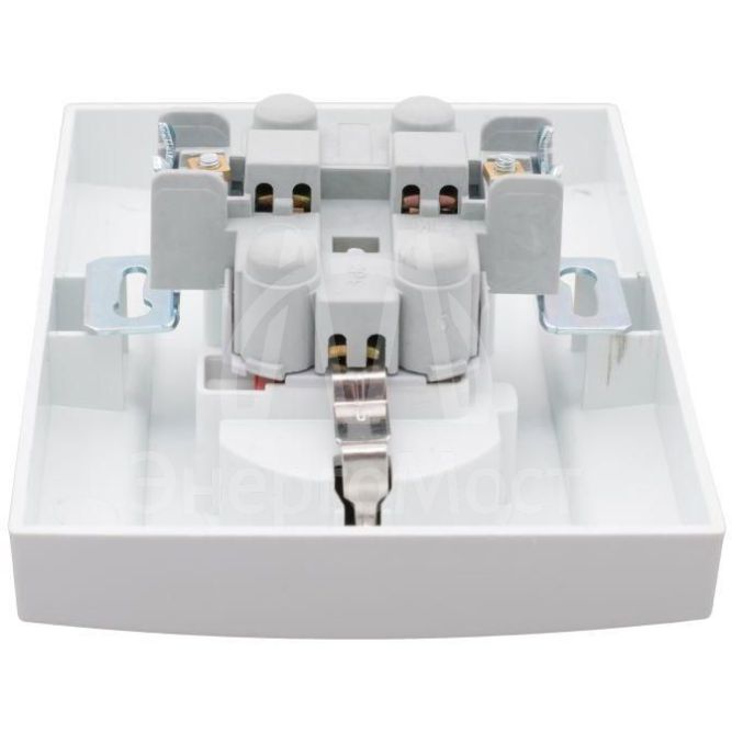 Розетка 2-м СП Минск 16А защ. шторки с заземл. бел. Basic EKF ERR16-128-100