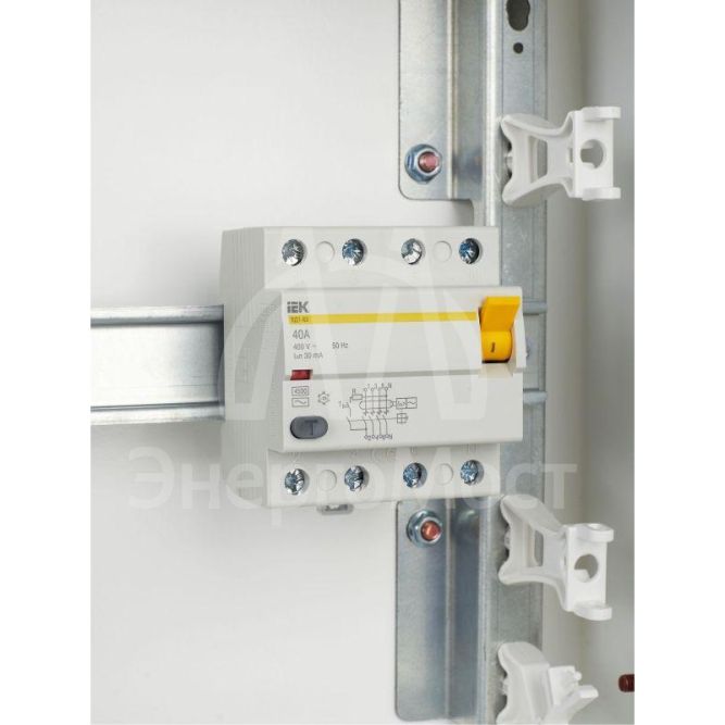 Выключатель дифференциального тока (УЗО) 4п 40А 30мА тип AC ВД1-63 IEK MDV10-4-040-030