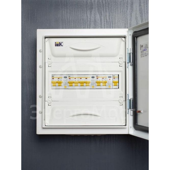 Выключатель автоматический дифференциального тока 4п C 25А 30мА тип AC 4.5кА АД-14 IEK MAD10-4-025-C-030