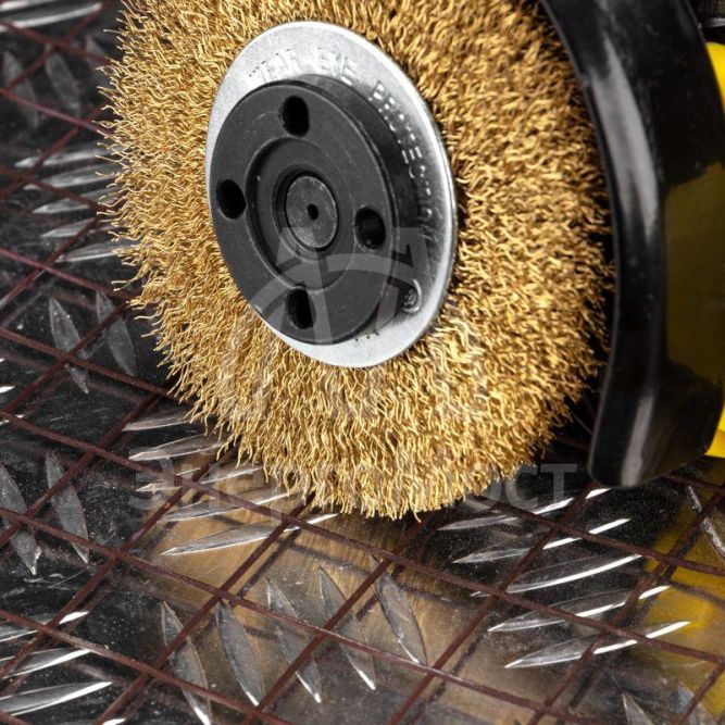 Щетка дисковая для УШМ витая латунированная проволока 100мм отв. 22.23мм Kranz KR-91-1241