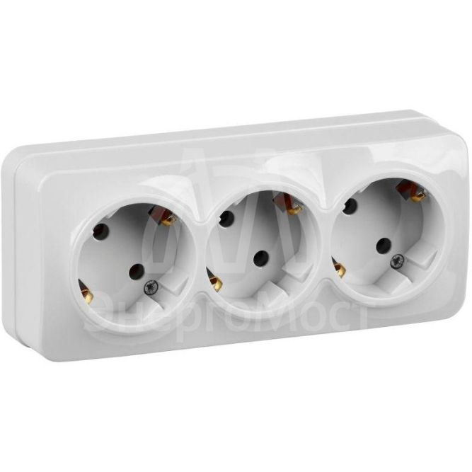 Розетка 3-м ОП GLORY РС23-3-ХБ 16А с заземл. бел. IEK ERH31-K01-16