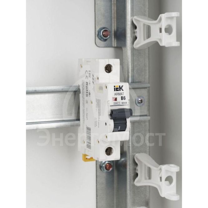 Выключатель автоматический 1п B 6А M06N ARMAT IEK AR-M06N-1-B006