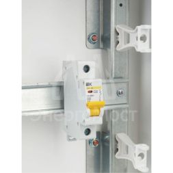 Выключатель автоматический модульный 1п C 32А 4.5кА ВА47-29 IEK MVA20-1-032-C