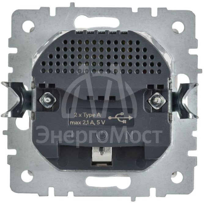 Розетка BRITE РЮш10-1-БрАБ 16А с USB A+A 2.1А с заземл. защ. шторки механизм арктич. бел. IEK BR-R14-16-U21-D21-K91