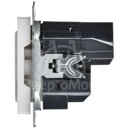 Розетка BRITE РЮш10-1-БрАБ 16А с USB A+A 2.1А с заземл. защ. шторки механизм арктич. бел. IEK BR-R14-16-U21-D21-K91