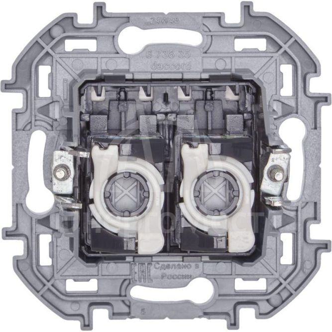 Розетка компьютерная 2-м Inspiria RJ45 кат.5E UTP бел. Leg 673835