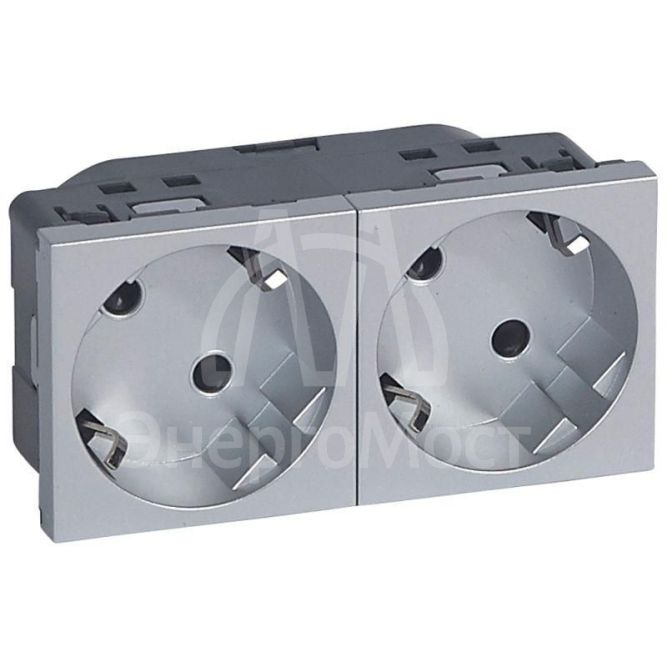 Розетка 2-м СП 4мод. Mosaic 16А IP40 45град. с заземл. безвинтов. клеммы механизм алюм. Leg 079282