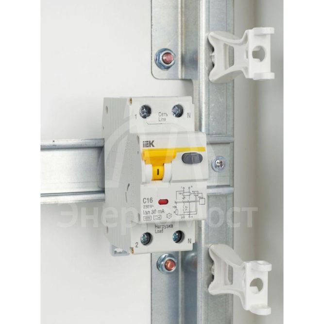 Выключатель автоматический дифференциального тока 2п (1P+N) C 16А 30мА тип A 6кА АВДТ-32 IEK MAD22-5-016-C-30