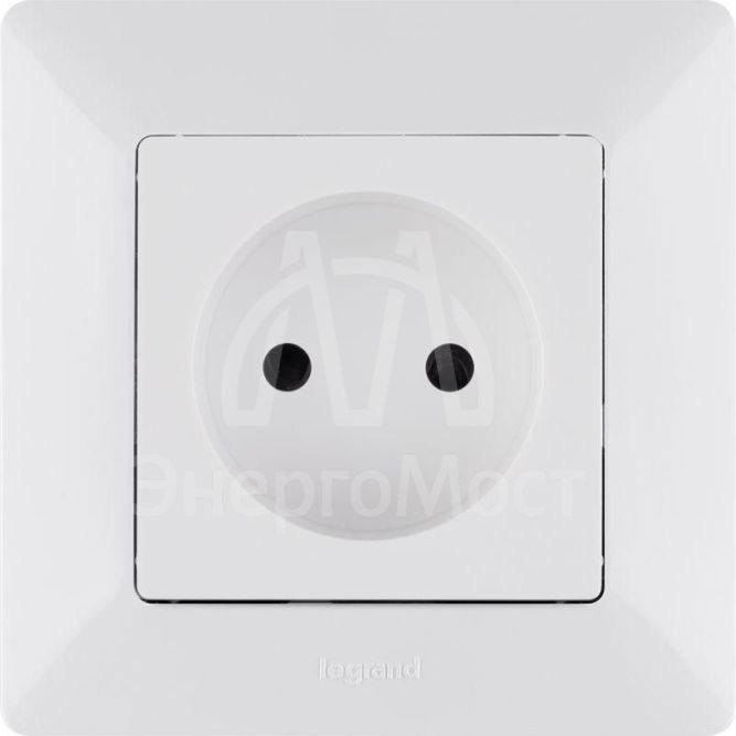 Механизм розетки 1-м СП Valena Life 16А IP20 250В 2К с лиц. панелью защ. шторки безвинт. зажимы бел. Leg 753416