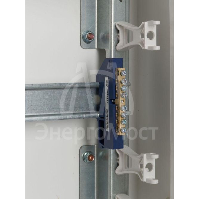 Шина нулевая на DIN-изол. ШНИ 6х9-8-Д-С IEK YNN10-69-8D-K07