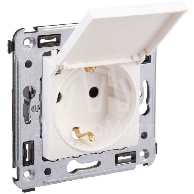 Розетка 3п 2P+E СП Avanti &amp;quot;Белое облако&amp;quot; с крышкой DKC 4400013