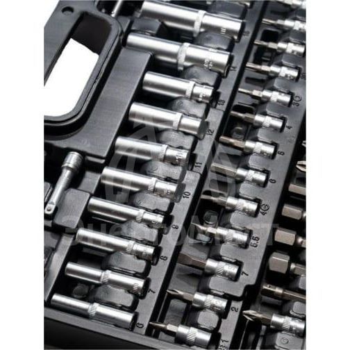 Набор инструментов 1/2дюйм; 1/4дюйм CrV пластик. кейс (94 предм.) Вихрь 73/6/7/5