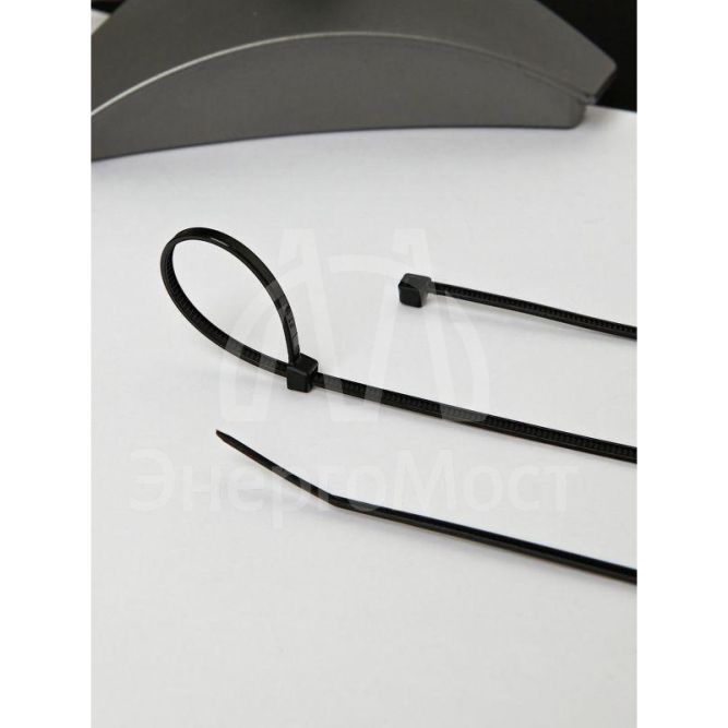 Хомут кабельный 2.5х200 нейл. черн. (уп.100шт) IEK UHH32-D025-200-100