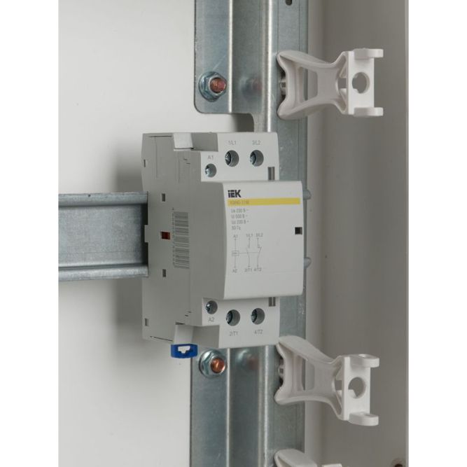 Контактор модульный КМ40-11М AC IEK MKK11-40-11