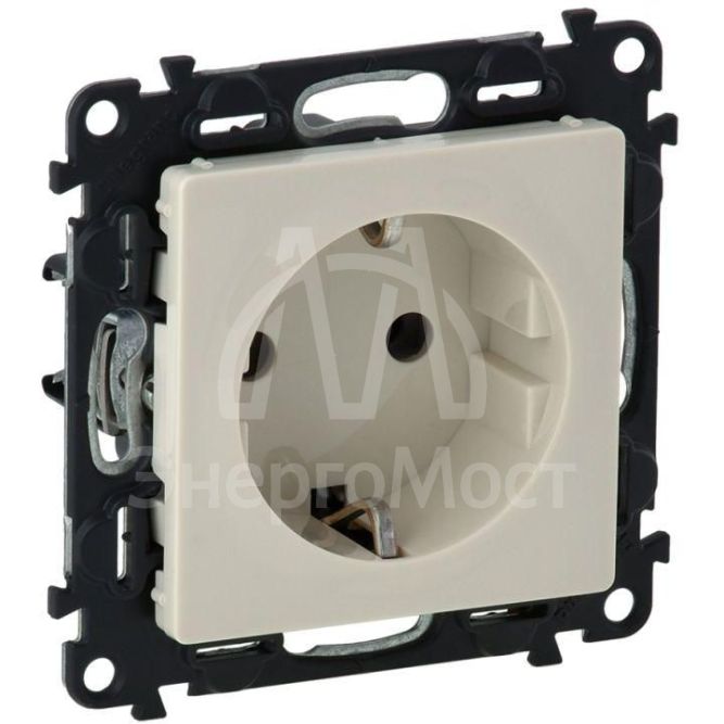 Механизм розетки 1-м СП Valena Life 16А IP20 250В 2К+З винт. зажимы сл. кость Leg 753525