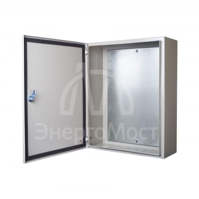 Корпус навесной ЩРНМ-3 650х500х220 IP54 с монтаж. панелью метал. SchE 30603DEK