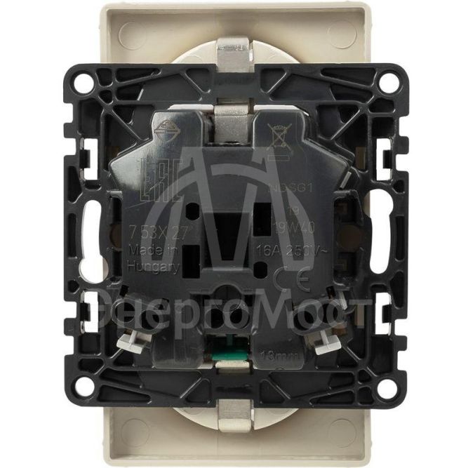 Механизм розетки 2-м СП Valena Life 16А IP20 250В 2х2К+З с лиц. панелью безвинт. зажимы сл. кость Leg 753227