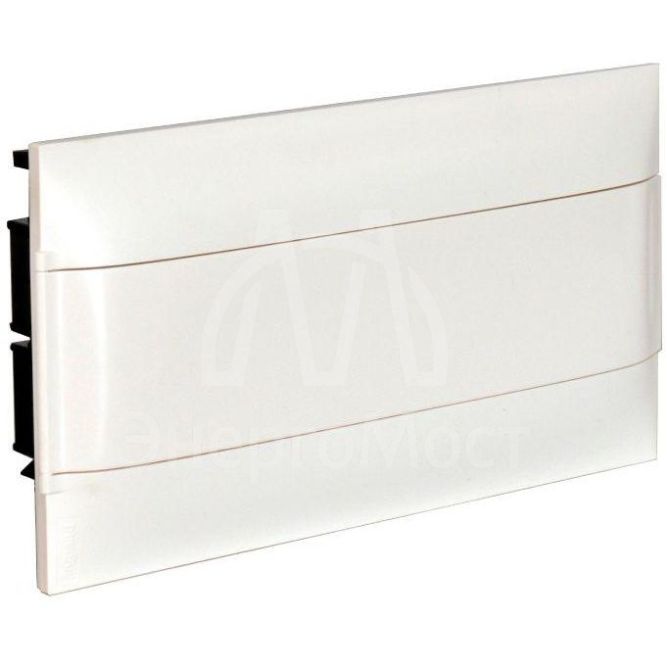 Щиток пластиковый встраиваемый Practibox S 1х18 дым. дверь Leg 137556