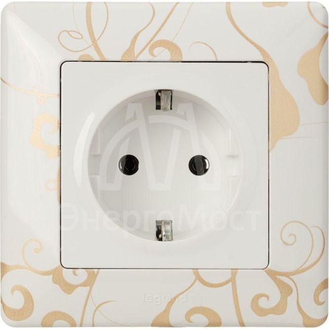 Механизм розетки 1-м СП Valena Life 16А IP2X 250В 2К+З с лиц. панелью безвинт. зажимы бел. Leg 753421