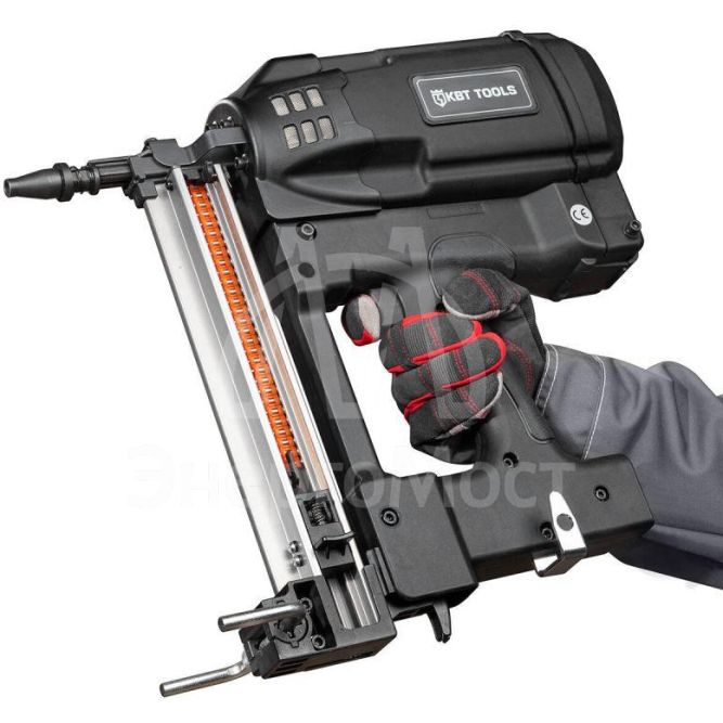 Пистолет газовый монтажн. GCN-40Y ПРОФИ КВТ 104523