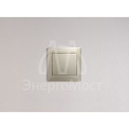 Механизм переключателя промежуточного 1-кл. СП Valena 10А IP31 сл. кость (DIY-упак.) Leg 695608