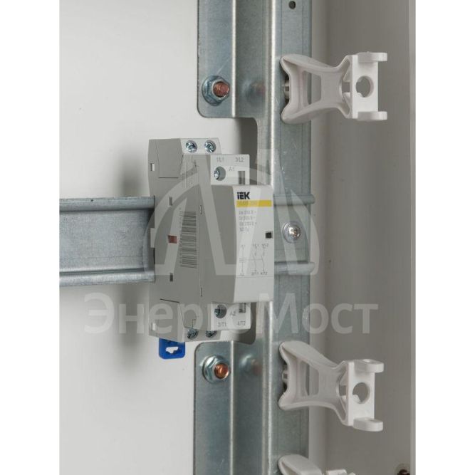 Контактор модульный КМ20-20М AC IEK MKK11-20-20