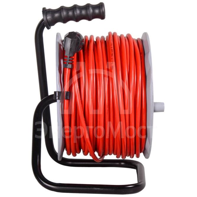 Удлинитель силовой на катушке Ресанта СУ-3х1,5-50/2 (с выкл., 4 розетки)