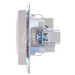 Розетка 1-м СП Vesna с заземл. защ. шторки ПБТ механизм крем. LEZARD 742-0388-124B