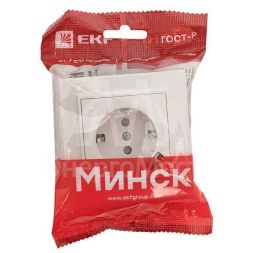 Розетка 1-м СП Минск 16А IP20 с заземл. защ. шторки с заряд. устройством USB 1А бел. EKF ERR16-028-100-USB