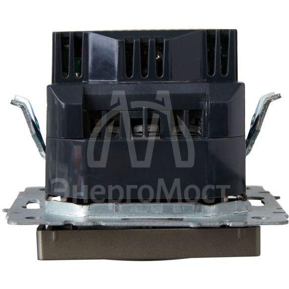 Розетка BRITE РЮш10-1-БрШ 16А с USB A+A 2.1А с заземл. защ. шторки шампань IEK BR-R14-16-U21-D21-K37