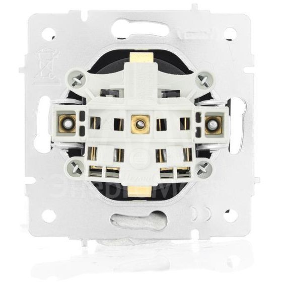 Розетка 1-м СП Vesna с заземл. защ. шторки ПБТ механизм черн. бархат LEZARD 742-4288-124B