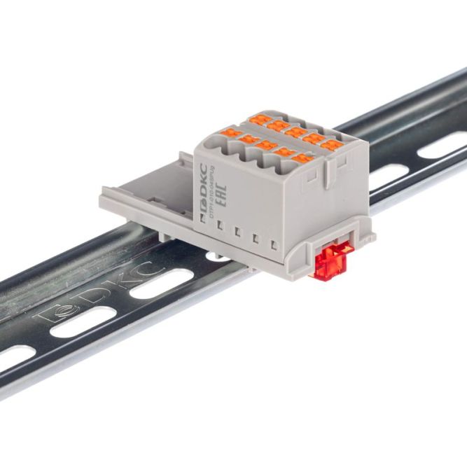 Блок распределительный с вертикал. адаптером на рейки шир. 15/35мм зажим push-in 10 точек подключения 2.5кв.мм сер. DKC DTP1-010-04SPUG-V