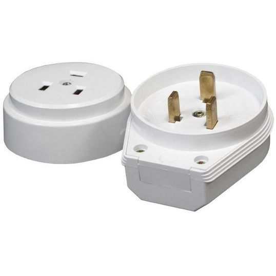 Разъем 1-м ОП РШ-ВШ 32А IP20 250В 2P+PE пластик. бел. PROxima EKF AS-250-O-01