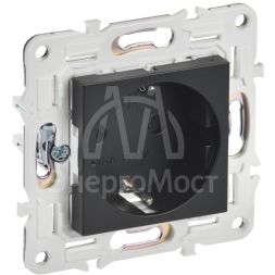 Розетка SKANDY 16А с заземл. защ. штроки б/к SK-R06Bl черн. IEK SK-R14-16-1-K02