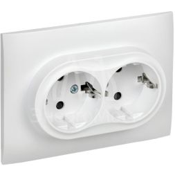 Розетка 2-м SKANDY 16А с заземл. защ. штроки в сборе SK-R07W арктич. бел. IEK SK-R24-16-K01-F