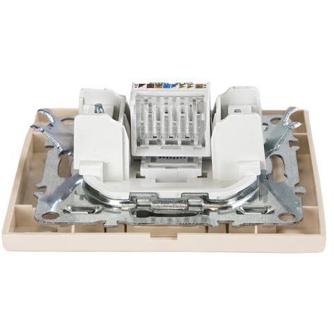 Розетка компьютерная 1-м СП Минск RJ45 беж. EKF ERK01-035-20