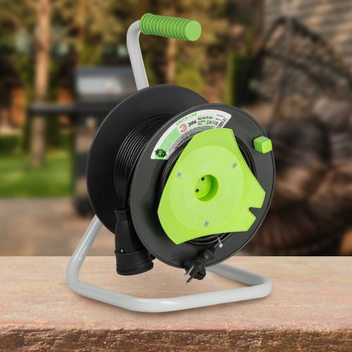 Удлинитель на пластик. катушке 1х30м без заземл. GAZ-2x0.75-30m Greenline ПВС 2х0.75 Эра Б0065111