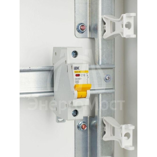 Выключатель автоматический модульный 1п C 10А 4.5кА ВА47-29 IEK MVA20-1-010-C