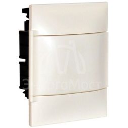 Щиток пластиковый встраиваемый Practibox S 1х4 бел. дверь Leg 134544